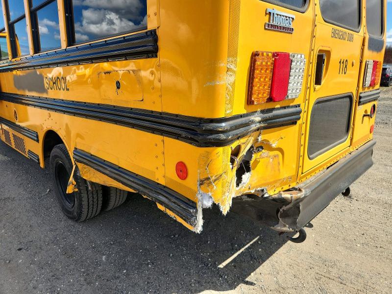 2017 Chevrolet Express VIN 1HA6GUBG6HN011036 COPART salvage auction — REAR END, WV - SALVAGE CERTIFICATE, sold $6,700 on 2026-07-09 (photo 9)