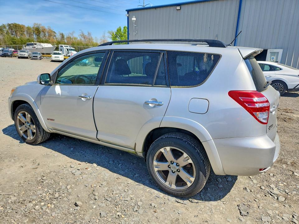 2011 Toyota Rav4 VIN JTMRK4DV6B5099380 COPART salvage auction — MINOR DENT/SCRATCHES, Md - Certificate Of Title, sold $2,050 on 2026-07-09 (photo 2)