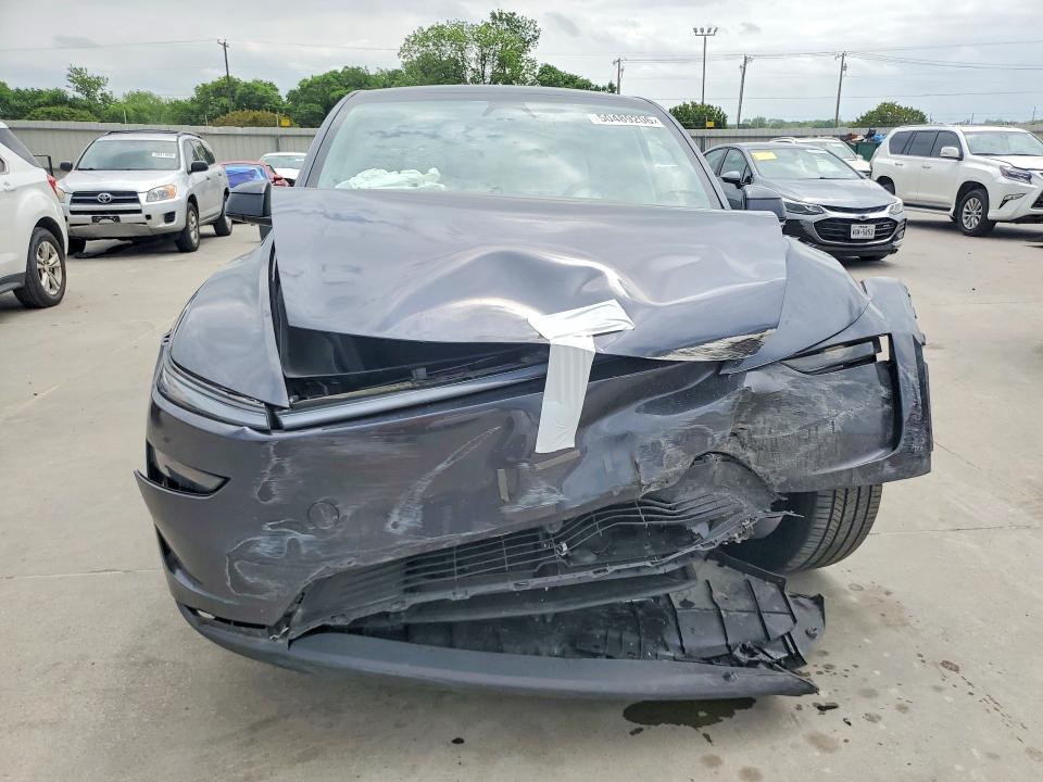 2026 Tesla Model y VIN 7SAYGDEE3TA496637 COPART salvage auction — FRONT END, Tx - Salvage Vehicle Title, sold $11,000 on 2026-07-09 (photo 5)