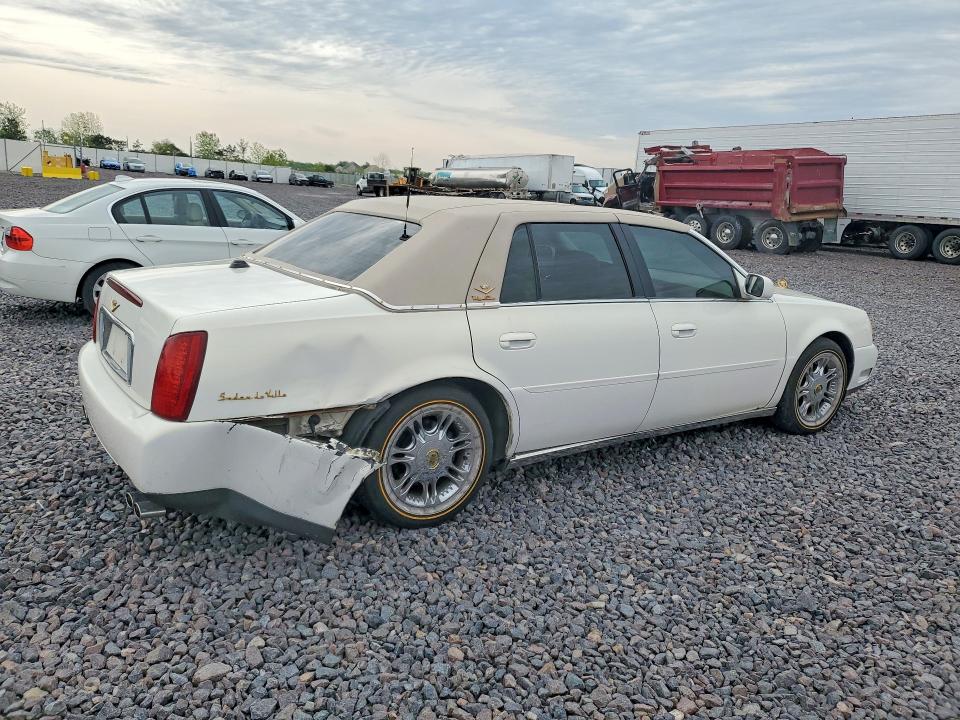2004 Cadillac De ville VIN 1G6KD54Y64U224515 COPART salvage auction — REAR END, IN - CERT OF TITLE-SALVAGE TITLE, sold $450 on 2026-07-07 (photo 3)