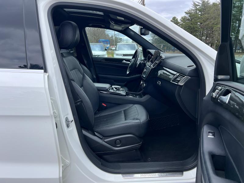2019 Mercedes-Benz GLS-Class VIN 4JGDF6EE6KB226666 COPART salvage auction — Minor Dent/Scratches, TX - CERTIFICATE OF TITLE (P), sold $9,800 on 2026-05-01 (photo 5)