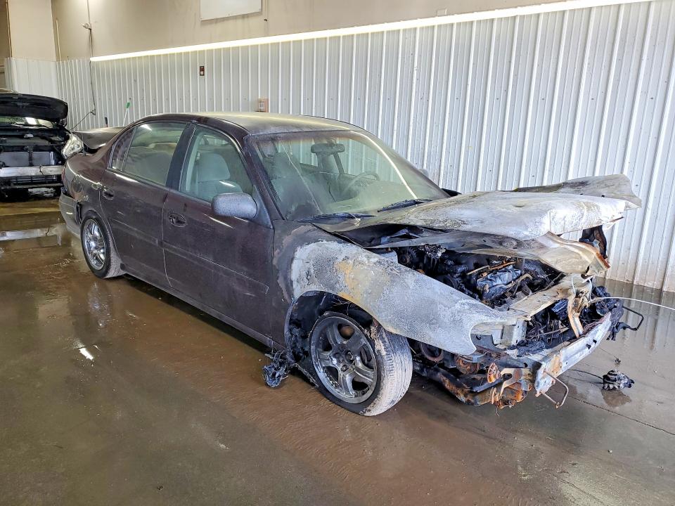 1998 Chevrolet VIN 1G1ND52M2WY159273 COPART salvage auction — ENGINE BURN, Il - Junking Cert Of A Vehicle, sold $275 on 2026-07-02 (photo 4)