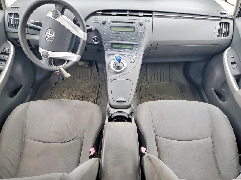2010 Toyota Prius VIN JTDKN3DU3A0108705 COPART salvage auction — NORMAL WEAR, MO - DEALER ONLY CLEAN TITLE, sold $1,050 on 2026-07-30 (photo 8)