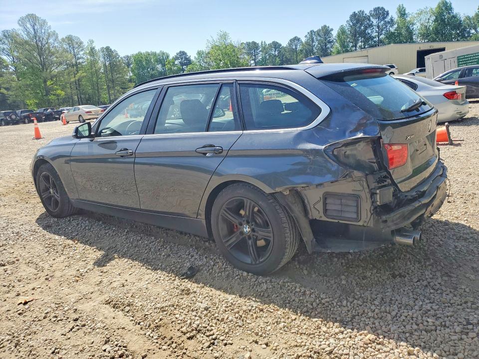 2015 BMW 3er VIN WBA3G7C55FK297589 COPART salvage auction — REAR END, Nc - Salvage Certificate Of Title, sold $6,000 on 2026-07-06 (photo 2)