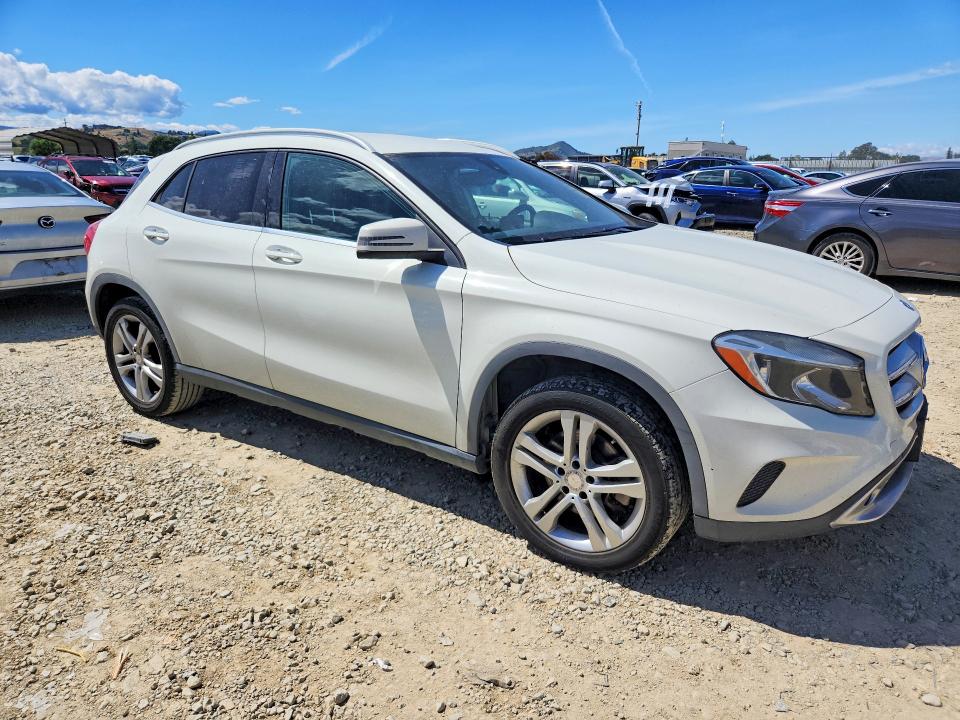 2017 Mercedes-benz Gla-klasse VIN WDCTG4EB9HJ349846 COPART salvage auction — MECHANICAL, Ca - Dis/Dlr/Exp Only Clean Title (P), sold $1,350 on 2026-07-30 (photo 4)