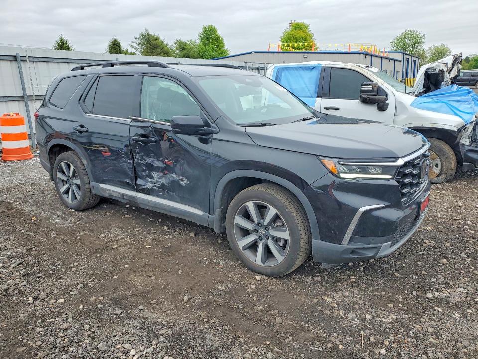 2025 Honda Pilot VIN 5FNYG1H78SB153879 COPART salvage auction — SIDE, Md - Cert Of Salvage > 75% Damage, sold $14,100 on 2026-07-27 (photo 4)