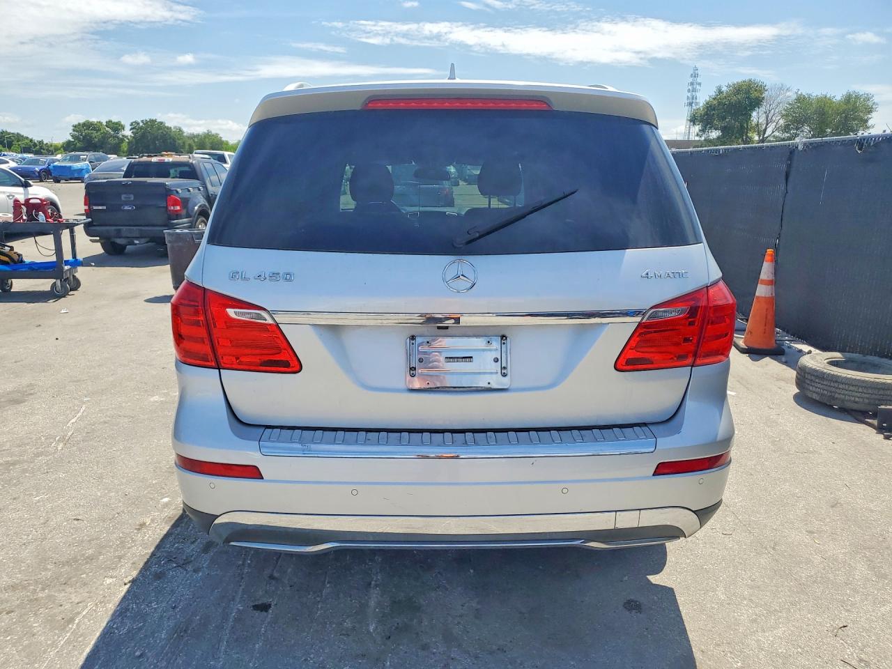 2014 Mercedes-Benz GL-Class VIN 4JGDF7CE2EA339548 COPART salvage auction — Minor Dent/Scratches, MT - CERTIFICATE OF TITLE (P), sold $3,050 on 2026-07-03 (photo 6)