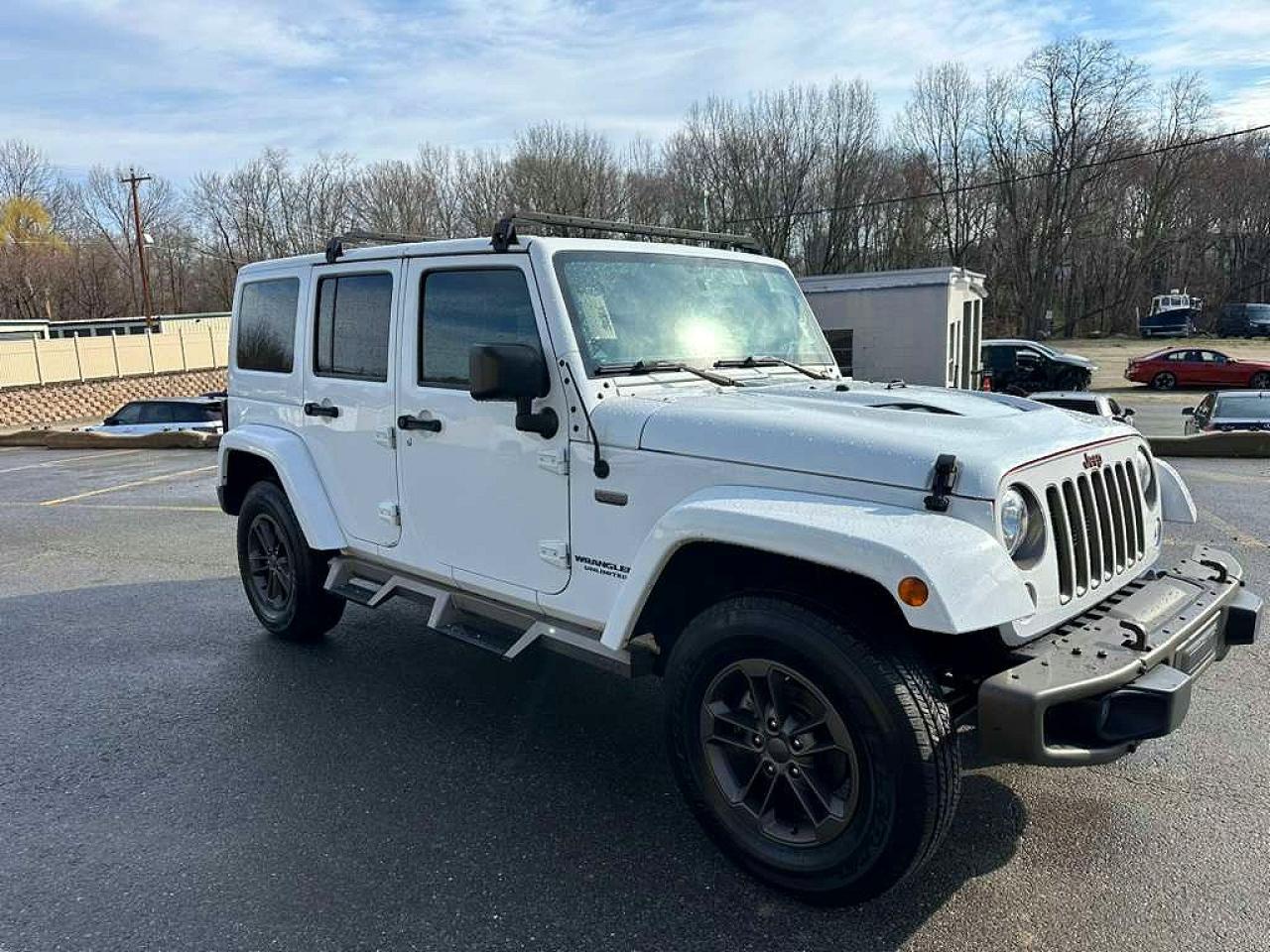 2017 Jeep Wrangler Unlimited VIN 1C4BJWEG9HL537281 COPART salvage auction — Minor Dent/Scratches, NC - CERTIFICATE OF TITLE, sold $9,700 on 2026-07-01 (photo 4)