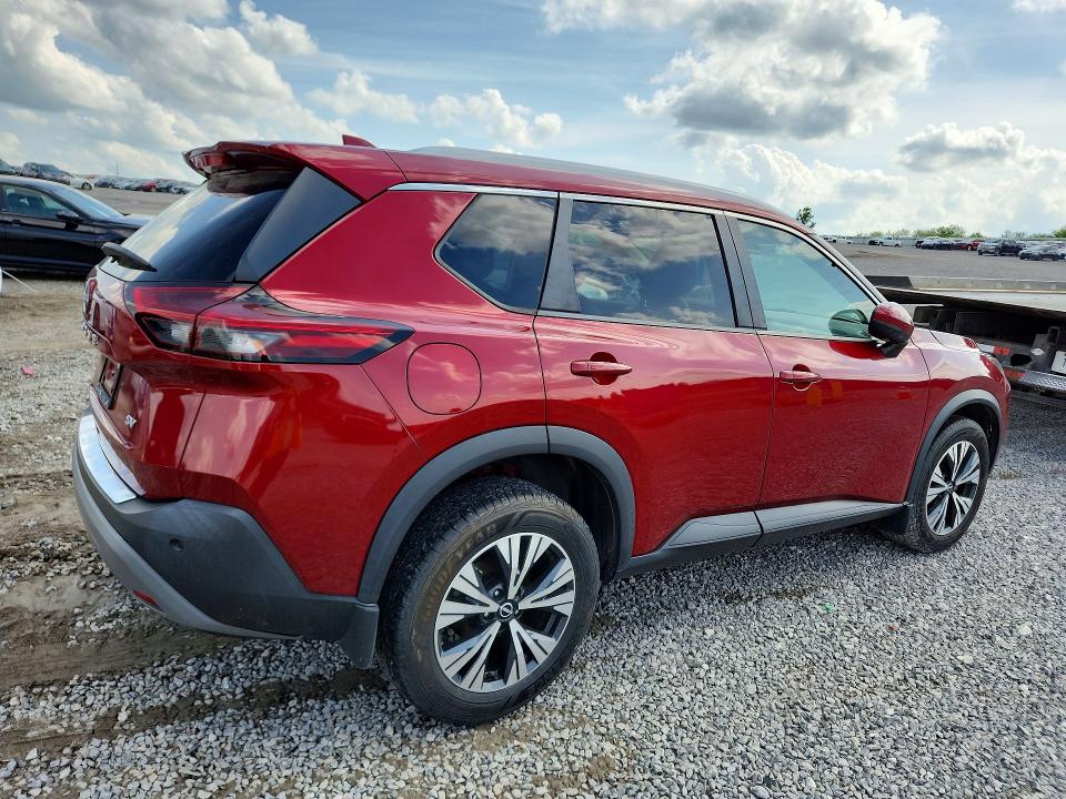 2022 Nissan Rogue VIN 5N1BT3BA9NC670297 COPART salvage auction — SIDE, Salvage Title, sold $5,400 on 2026-07-09 (photo 3)