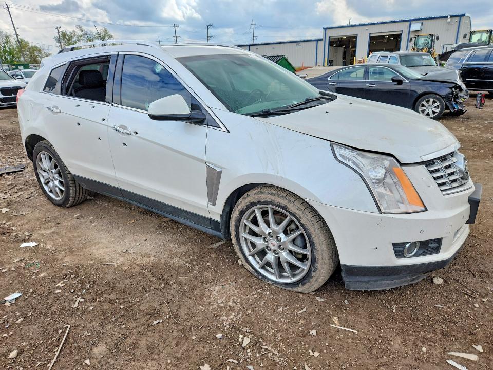 2013 Cadillac Srx VIN 3GYFNJE30DS625785 COPART salvage auction — VANDALISM, Il - Salvage Certificate, sold $250 on 2026-07-29 (photo 4)