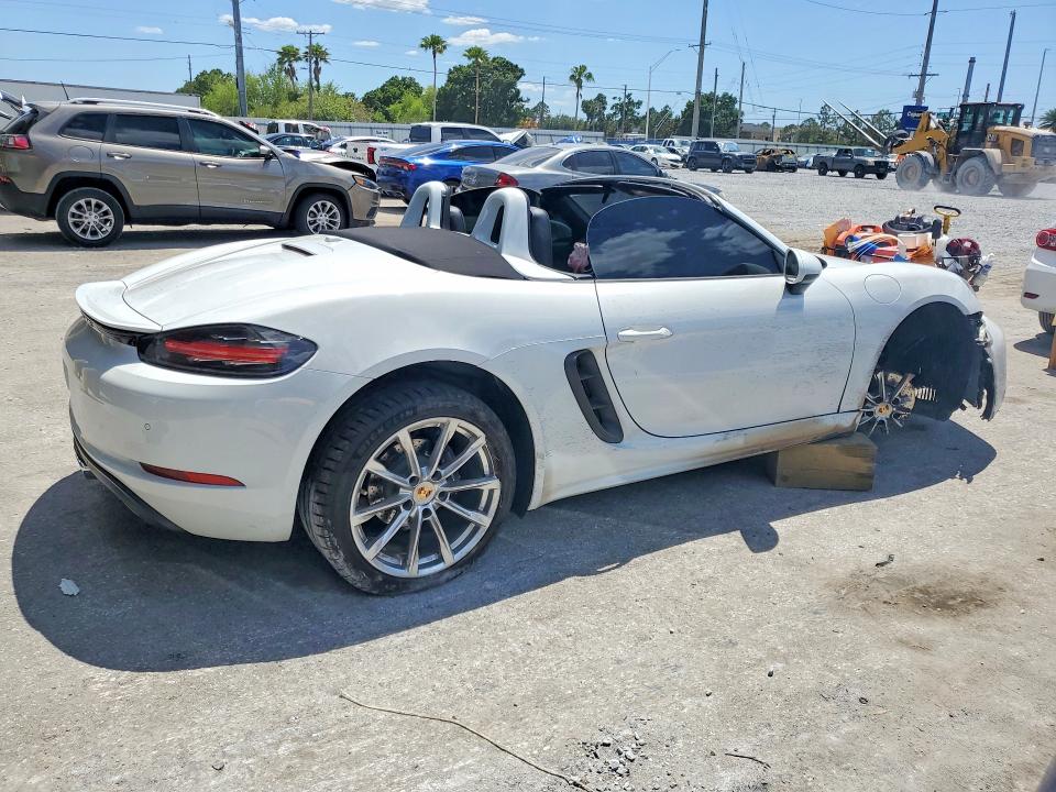 2017 Porsche Boxster VIN WP0CA2A88HS220979 COPART salvage auction — FRONT END, Fl - Cert Of Title Slvg Rebuildable, sold $15,900 on 2026-07-24 (photo 3)