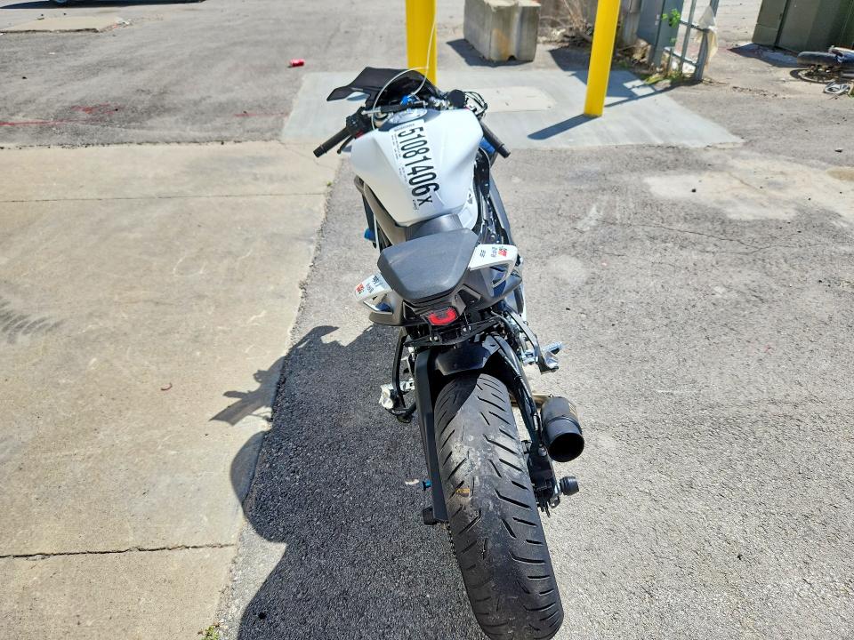 2025 Cf moto 675ss VIN LCEPEVLP4S6001528 COPART salvage auction — FRONT END, KS - CERT OF TITLE-SALVAGE, sold $1,200 on 2026-07-02 (photo 4)