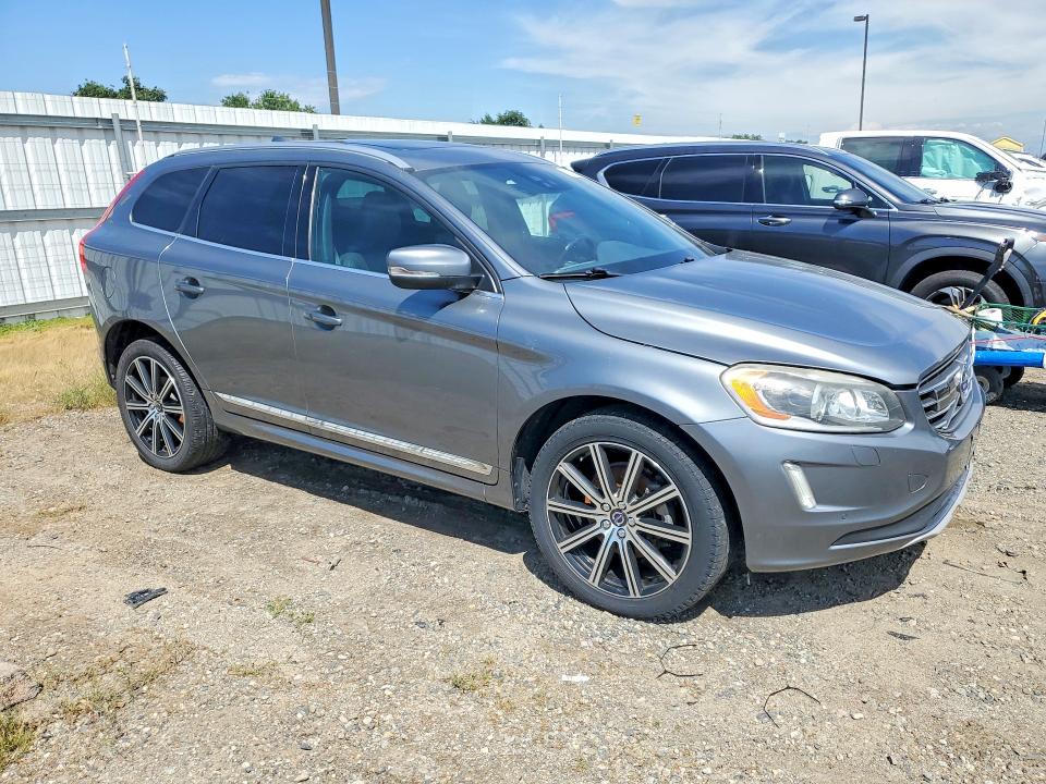 2016 Volvo Xc60 VIN YV440MDM9G2868631 COPART salvage auction — REAR END, Ca - Dis/Dlr/Exp Only Clean Title, sold $2,450 on 2026-07-09 (photo 4)