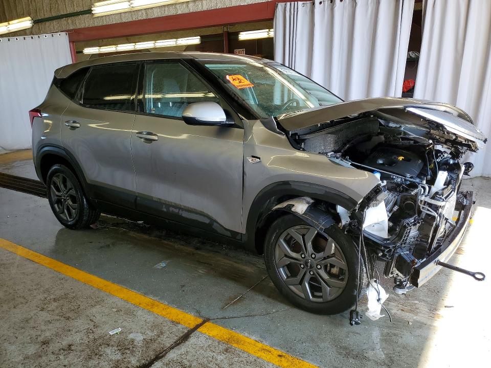 2025 Kia Seltos VIN KNDEPCAA2S7780863 COPART salvage auction — FRONT END, In - Certificate Of Title, sold $2,600 on 2026-07-09 (photo 4)