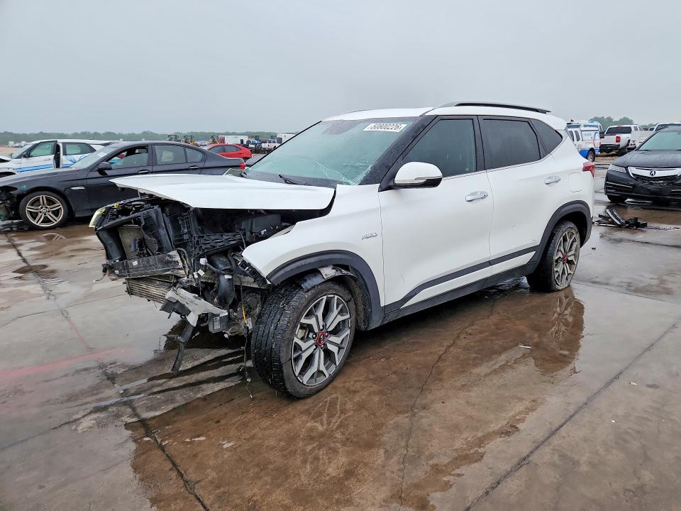 2021 Kia Seltos VIN KNDETCA26M7190334 — COPART salvage auction photo