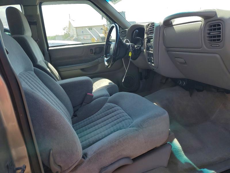 2002 Chevrolet S-10 pickup VIN 1GCCS19W728264065 COPART salvage auction — HAIL, Ia - Cert Of Title-Salvage Title, sold $2,300 on 2026-07-31 (photo 8)