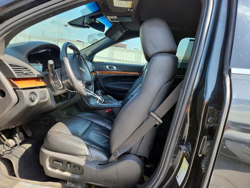 2015 Lincoln Mkt VIN 2LMHJ5NK3FBL00758 COPART salvage auction — SIDE, Tx - Salvage Vehicle Title, sold $450 on 2026-07-03 (photo 7)