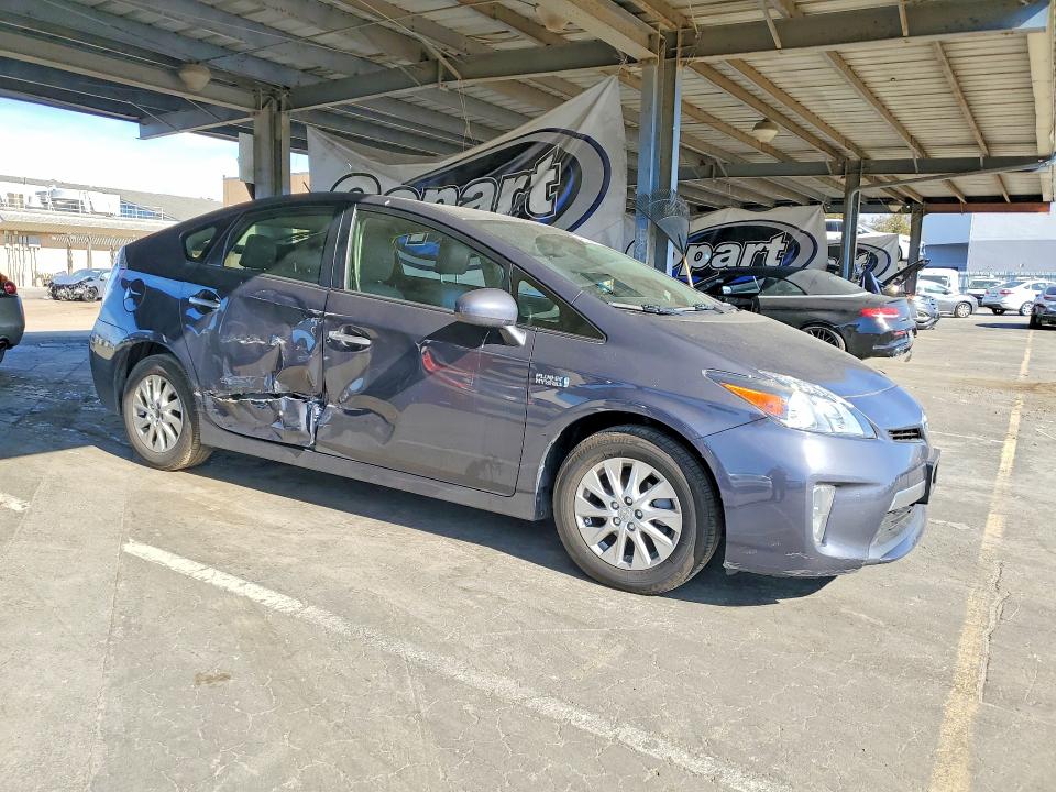 2015 Toyota Prius VIN JTDKN3DP8F3069495 COPART salvage auction — SIDE, Ca - Salvage Certificate, sold $3,950 on 2026-07-21 (photo 4)