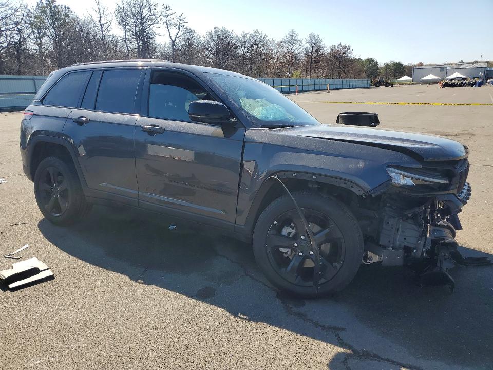 2025 Jeep Cherokee VIN 1C4RJHBG5SC299189 COPART salvage auction — FRONT END, Ny - Mv907A-Parts Only W/Lienholder, sold $6,600 on 2026-08-03 (photo 4)