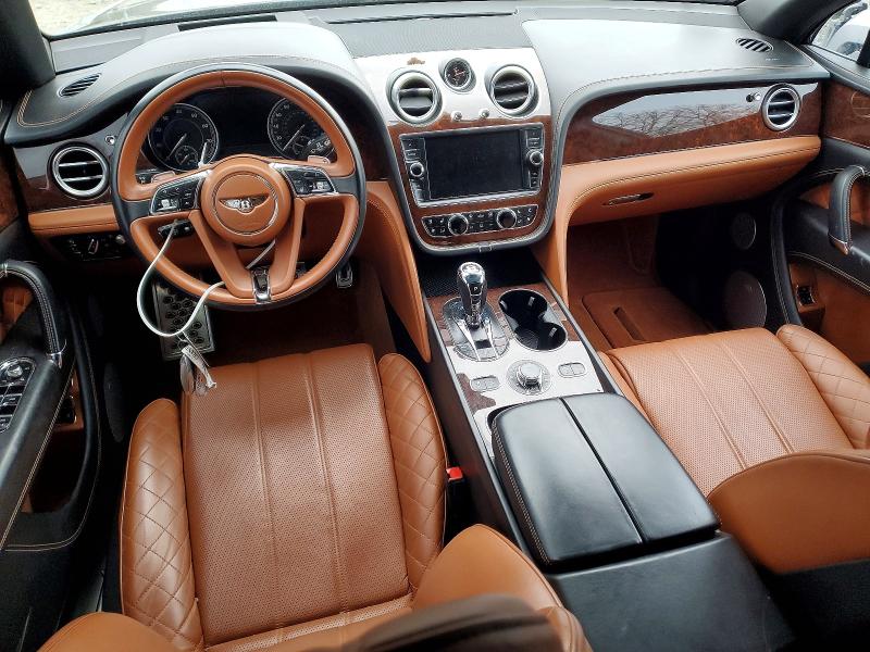 2017 Bentley Bentayga VIN SJAAC2ZV7HC014561 COPART salvage auction — FRONT END, MA, sold $19,900 on 2026-07-09 (photo 8)