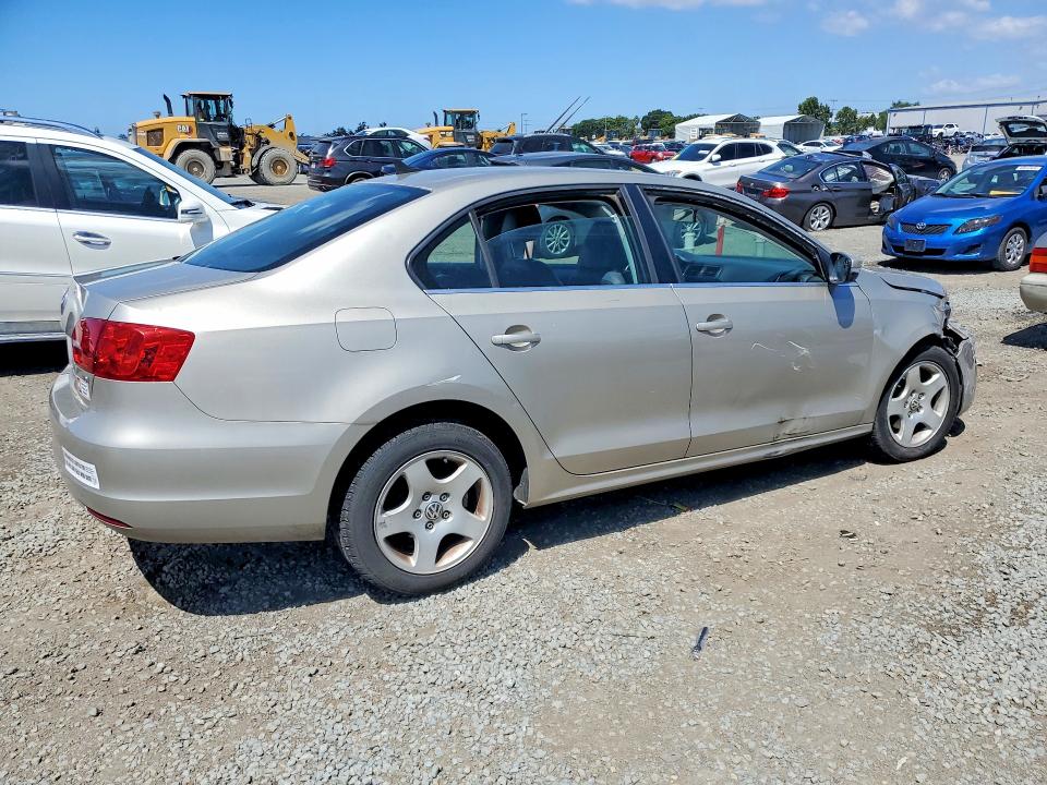 2013 Volkswagen Jetta VIN 3VWLL7AJ9DM201688 COPART salvage auction — FRONT END, Ca - Salvage Certificate, sold $125 on 2026-07-31 (photo 3)