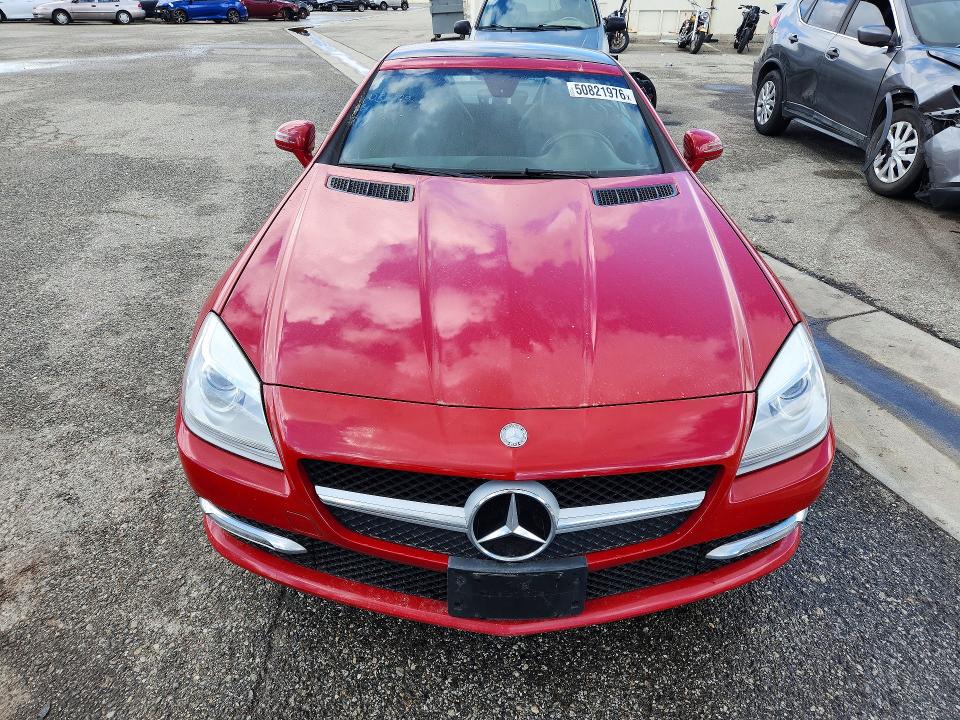 2012 Mercedes-benz Slk-klasse VIN WDDPK4HA4CF034818 COPART salvage auction — REAR END, NJ - DIS/DLR/EXP ONLY CLEAN TITLE, sold $2,450 on 2026-07-29 (photo 5)