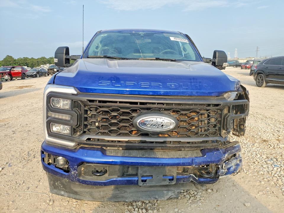 2026 Ford F250 VIN 1FT7W2BT8TEC26701 COPART salvage auction — SIDE, Tx - Salvage Vehicle Title, sold $30,750 on 2026-07-28 (photo 5)