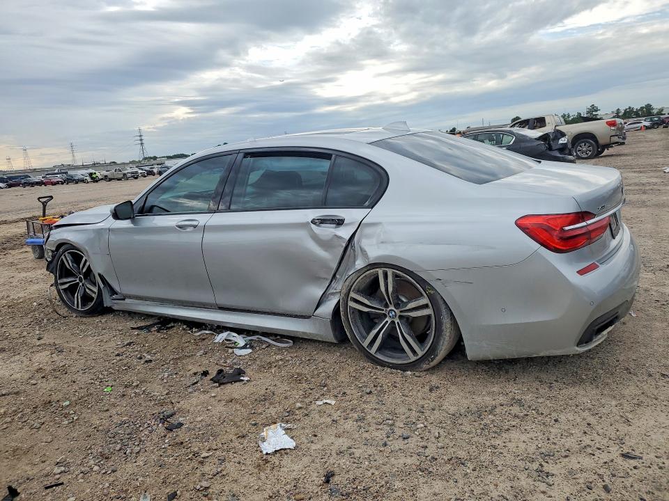 2017 BMW 7er VIN WBA7F2C57HG421875 COPART salvage auction — FRONT END, Tx - Salvage Vehicle Title, sold $3,150 on 2026-07-14 (photo 2)