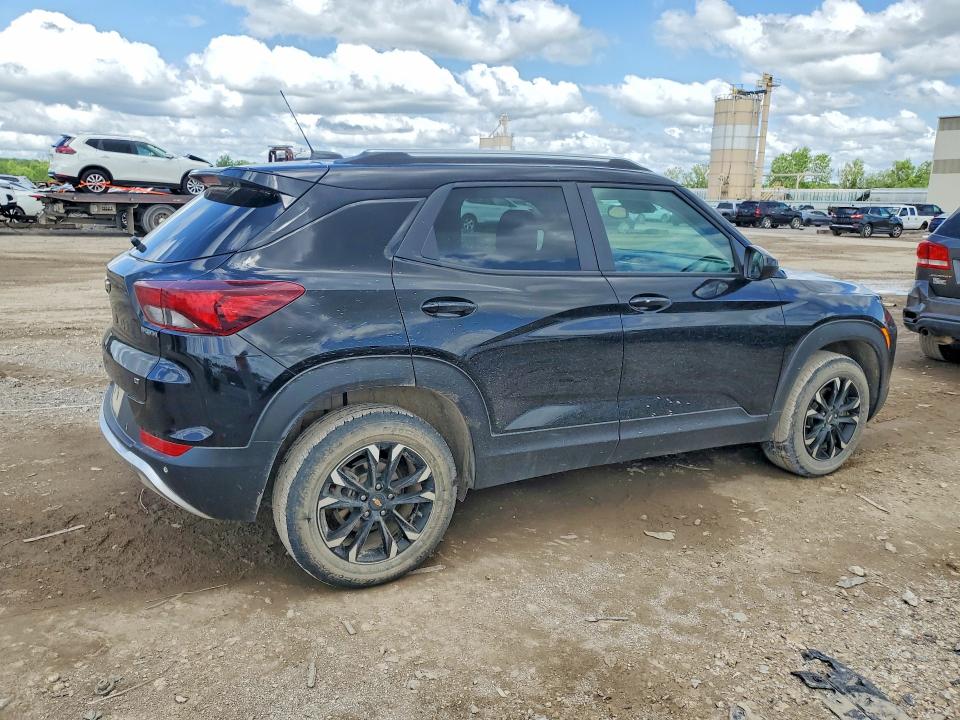 2022 Chevrolet Trailblazer VIN KL79MRSLXNB127774 COPART salvage auction — HAIL, Ks - Cert Of Title-Salvage, sold $8,600 on 2026-07-02 (photo 3)