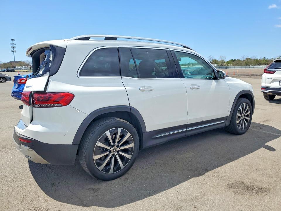 2023 Mercedes-benz VIN W1N4M4HB3PW329715 COPART salvage auction — REAR END, Salvage Title, sold $9,600 on 2026-07-13 (photo 3)