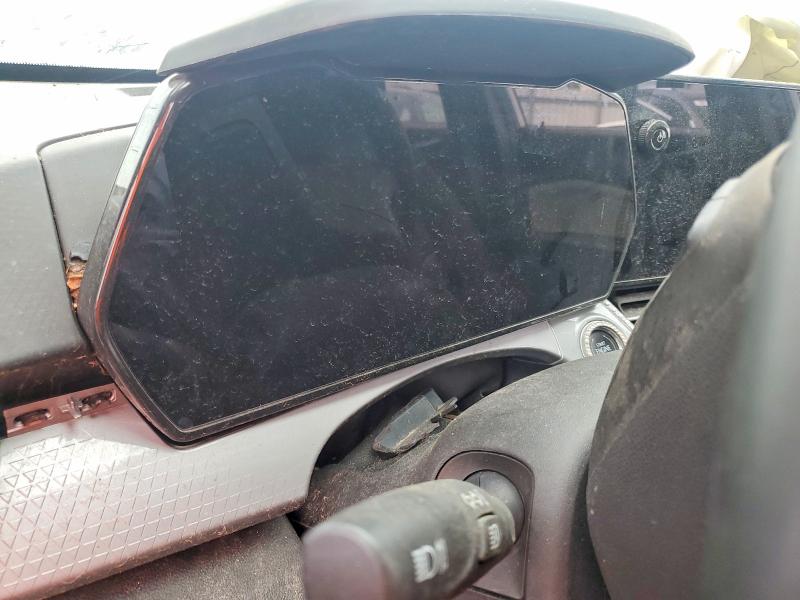 2024 Chevrolet Trax VIN KL77LHE27RC241142 COPART salvage auction — FRONT END, Il - Certificate Of Title, sold $3,400 on 2026-07-15 (photo 9)