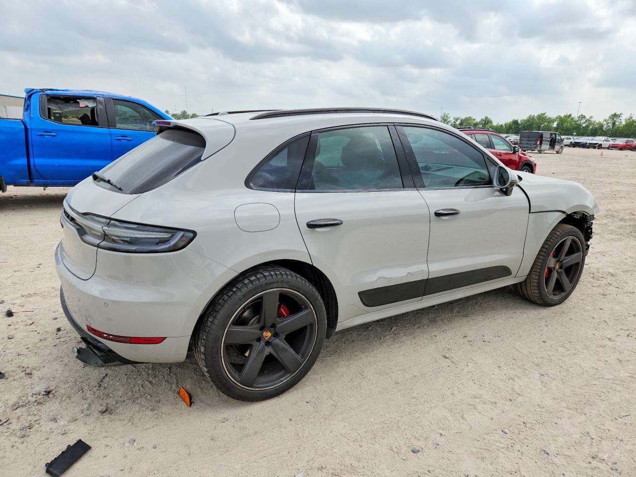 2021 Porsche Macan VIN WP1AG2A57MLB50678 COPART salvage auction — Front End, TX - SALVAGE VEHICLE TITLE, sold $27,250 on 2026-07-07 (photo 3)