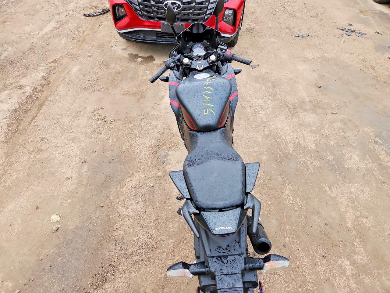 2018 Honda CBR300 VIN MLHNC5106J5400817 COPART salvage auction — Side, IL - SALVAGE CERTIFICATE, sold $500 on 2026-07-02 (photo 6)
