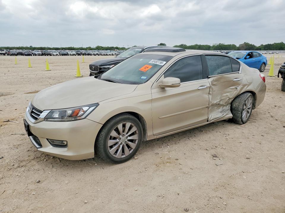 2013 Honda Accord VIN 1HGCR2F78DA146988 COPART salvage auction — SIDE, Tx - Salvage Vehicle Title, sold $1,750 on 2026-07-02 (photo 1)
