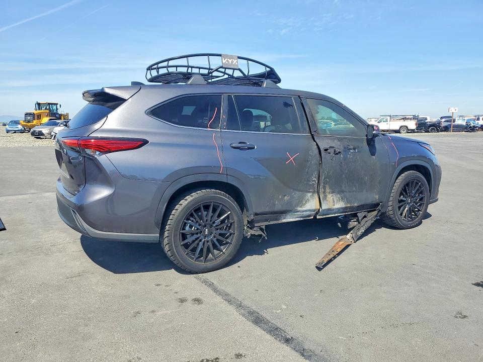 2023 Toyota Highlander VIN 5TDKDRAH6PS509734 COPART salvage auction — BURN, Ca - Salvage Certificate, sold $15,200 on 2026-07-13 (photo 3)