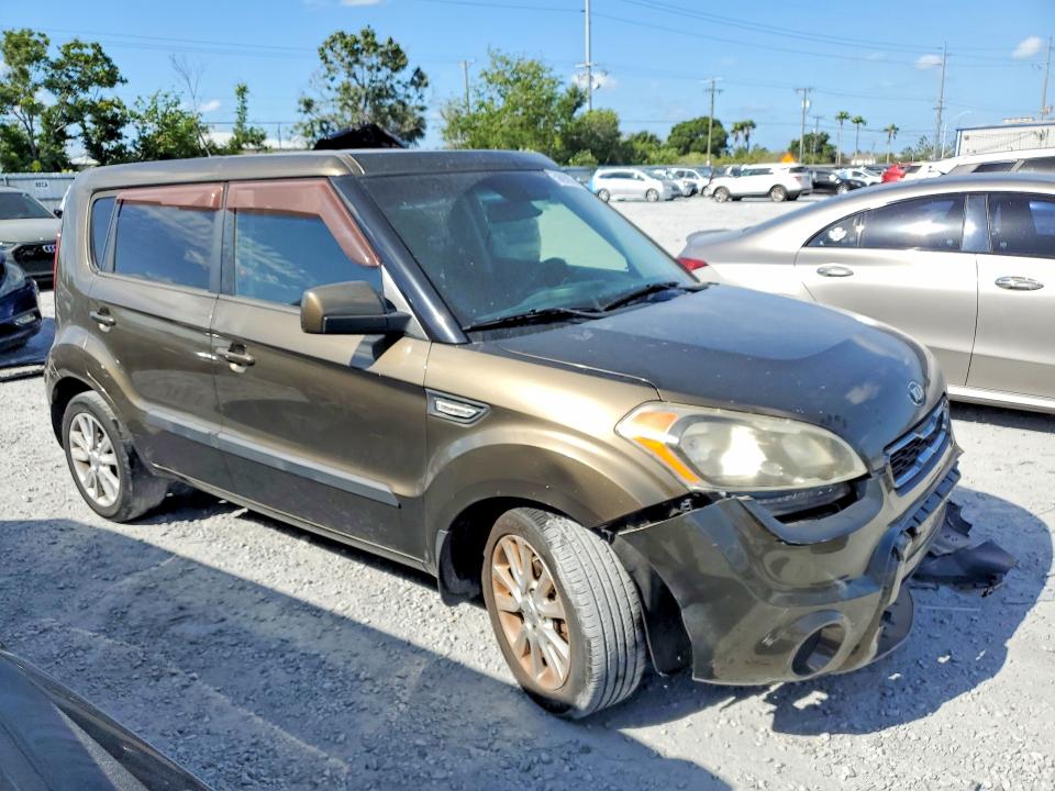 2013 Kia Soul VIN KNDJT2A5XD7517725 COPART salvage auction — FRONT END, Salvage Title, sold $600 on 2026-07-24 (photo 4)