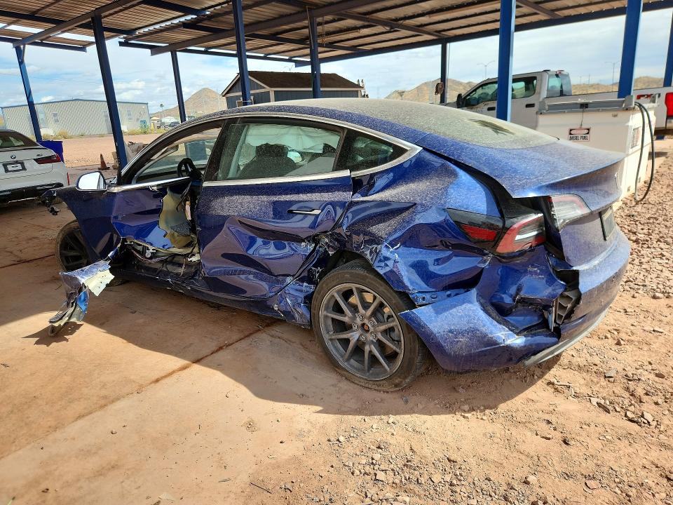 2020 Tesla Model 3 VIN 5YJ3E1EAXLF705917 COPART salvage auction — SIDE, Az - Cert Of Title - Salvage, sold $175 on 2026-07-28 (photo 2)