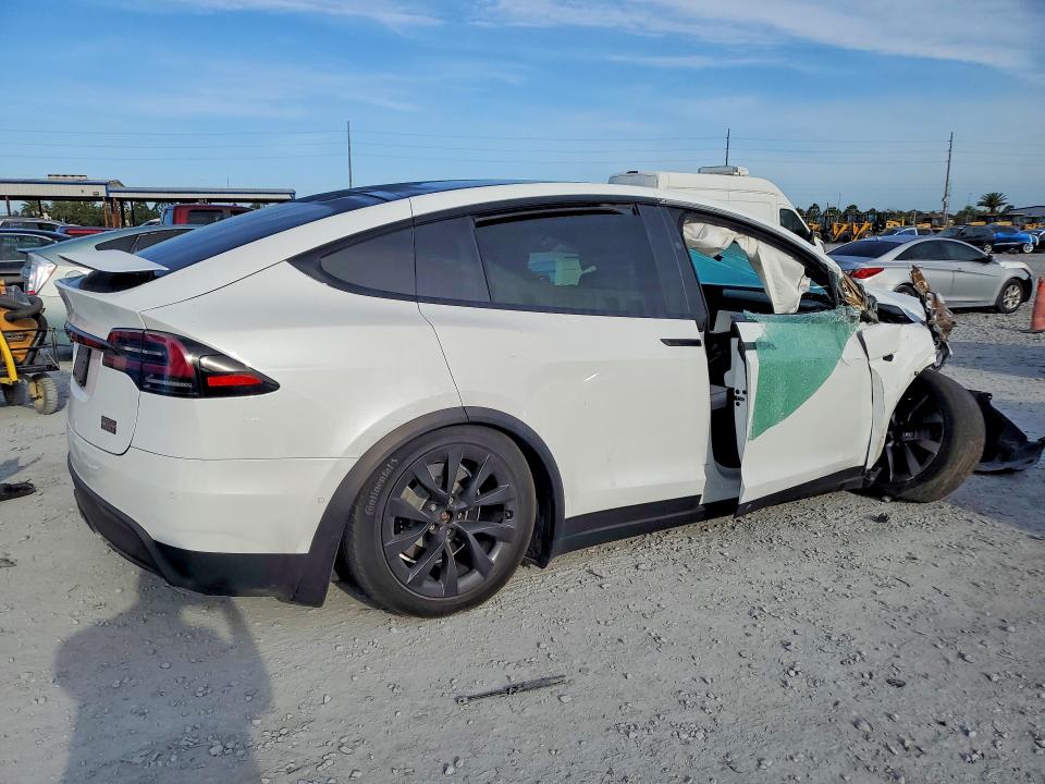 2022 Tesla Model x VIN 7SAXCBE60NF355101 COPART salvage auction — FRONT END, Fl - Cert Of Title Slvg Rebuildable, sold $10,500 on 2026-07-24 (photo 3)