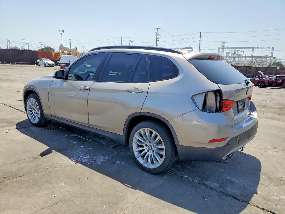 2015 BMW X1 VIN WBAVM1C51FV314918 COPART salvage auction — REAR END, Other, sold $1,900 on 2026-07-22 (photo 2)