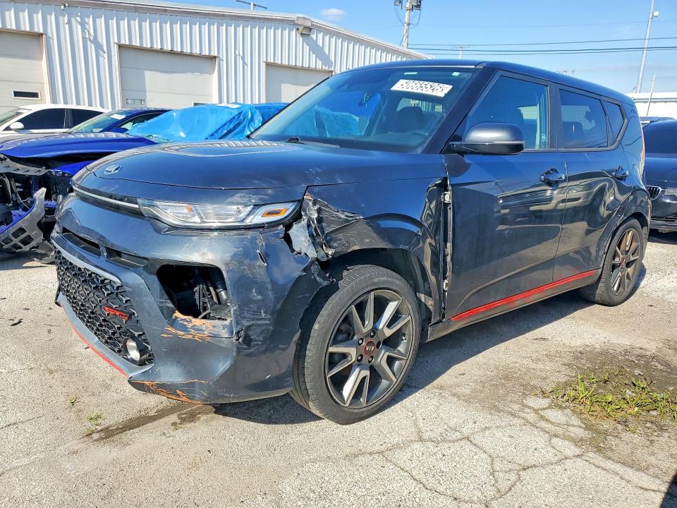 2020 Kia Soul VIN KNDJ63AU3L7085644 COPART salvage auction — MINOR DENT/SCRATCHES, In - Certificate Of Title, sold $1,250 on 2026-07-09 (photo 1)