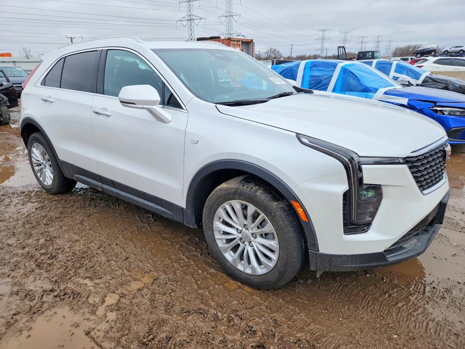 2024 Cadillac VIN 1GYFZBR49RF143275 COPART salvage auction — SIDE, Il - Salvage Certificate, sold $13,900 on 2026-07-21 (photo 4)