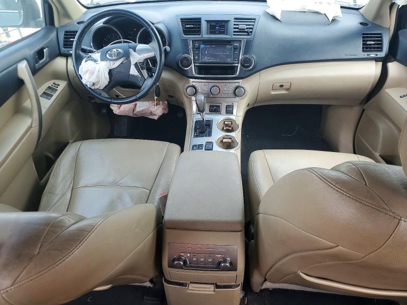 2013 Toyota Highlander VIN 5TDBK3EH6DS222256 COPART salvage auction — SIDE, In - Certificate Of Title, sold $1,250 on 2026-07-14 (photo 8)