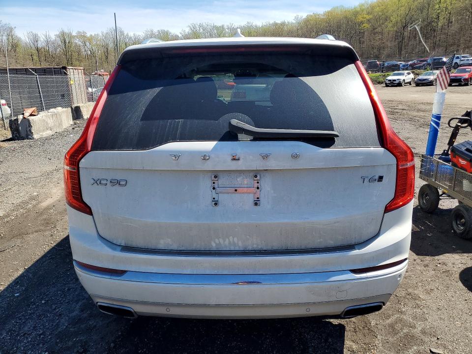 2021 Volvo VIN YV4A22PL6M1700483 COPART salvage auction — SIDE, Md - Cert Of Salvage > 75% Damage, sold $12,400 on 2026-07-23 (photo 6)