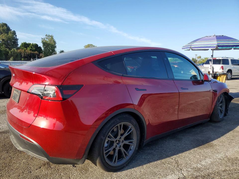 2025 Tesla Model y VIN 7SAYGDED2SF279461 COPART salvage auction — FRONT END, Ca - Salvage Certificate, sold $10,100 on 2026-07-24 (photo 3)