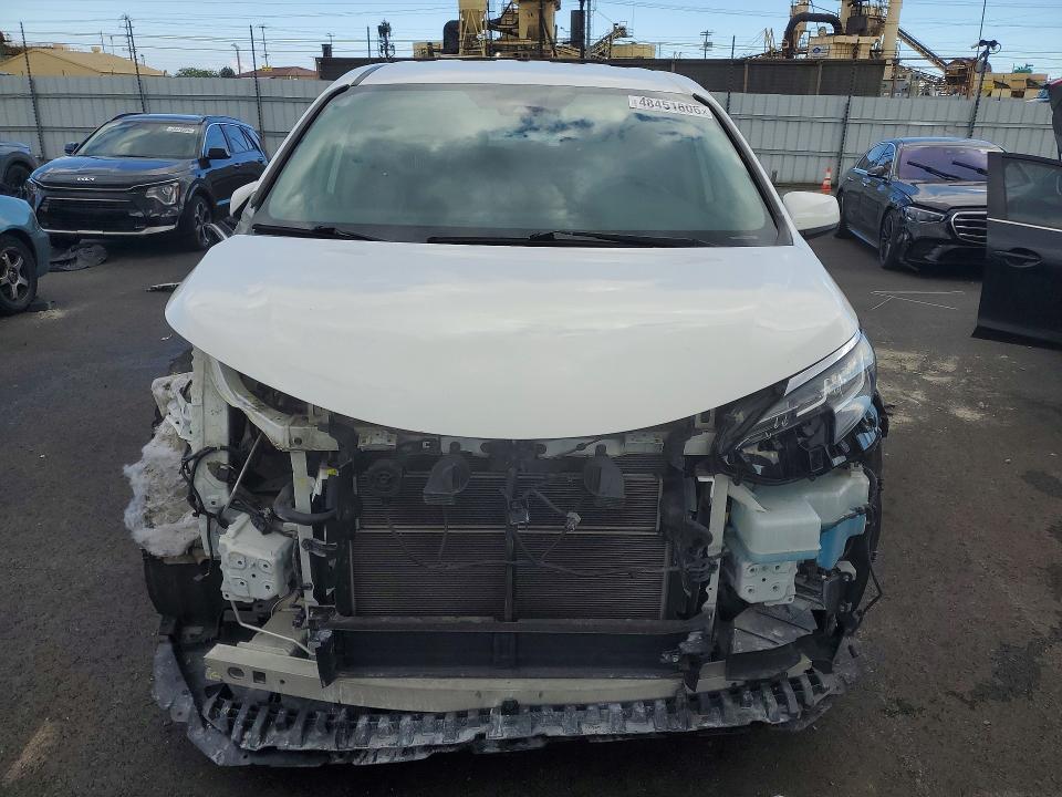 2021 Toyota Sienna VIN 5TDKRKEC5MS027453 COPART salvage auction — FRONT END, Salvage Title, sold $10,400 on 2026-07-20 (photo 5)