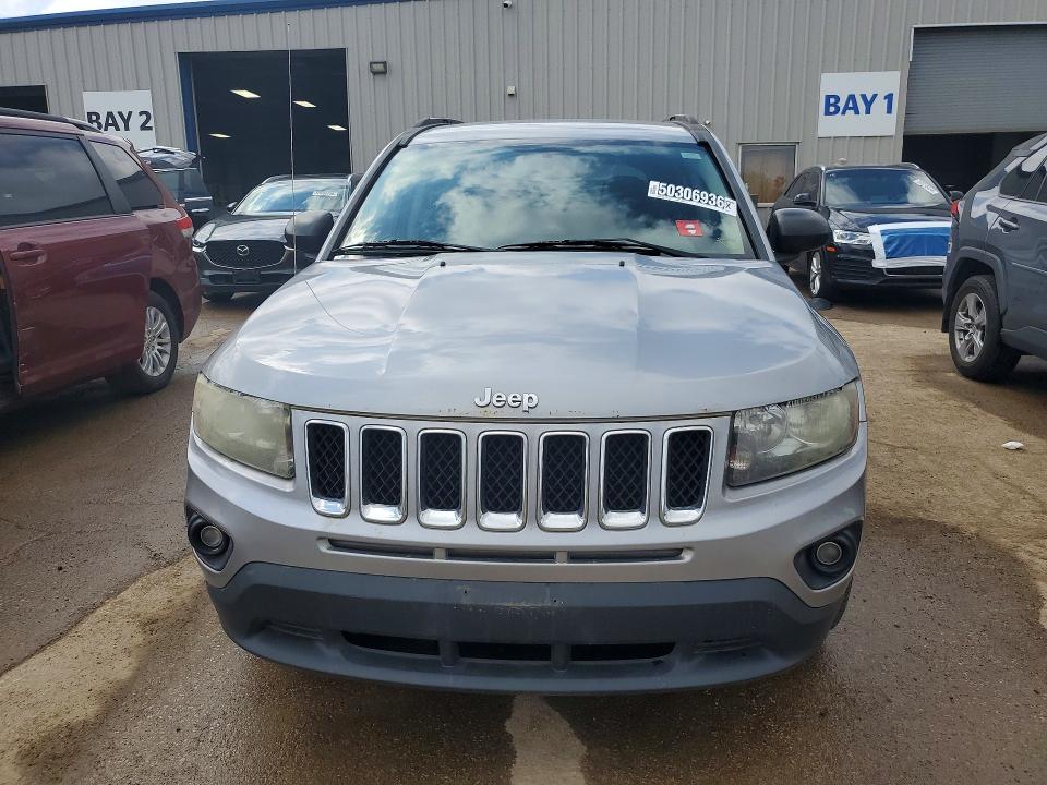 2016 Jeep Compass VIN 1C4NJCBA8GD512599 COPART salvage auction — SIDE, Il - Certificate Of Title, sold $450 on 2026-07-02 (photo 5)