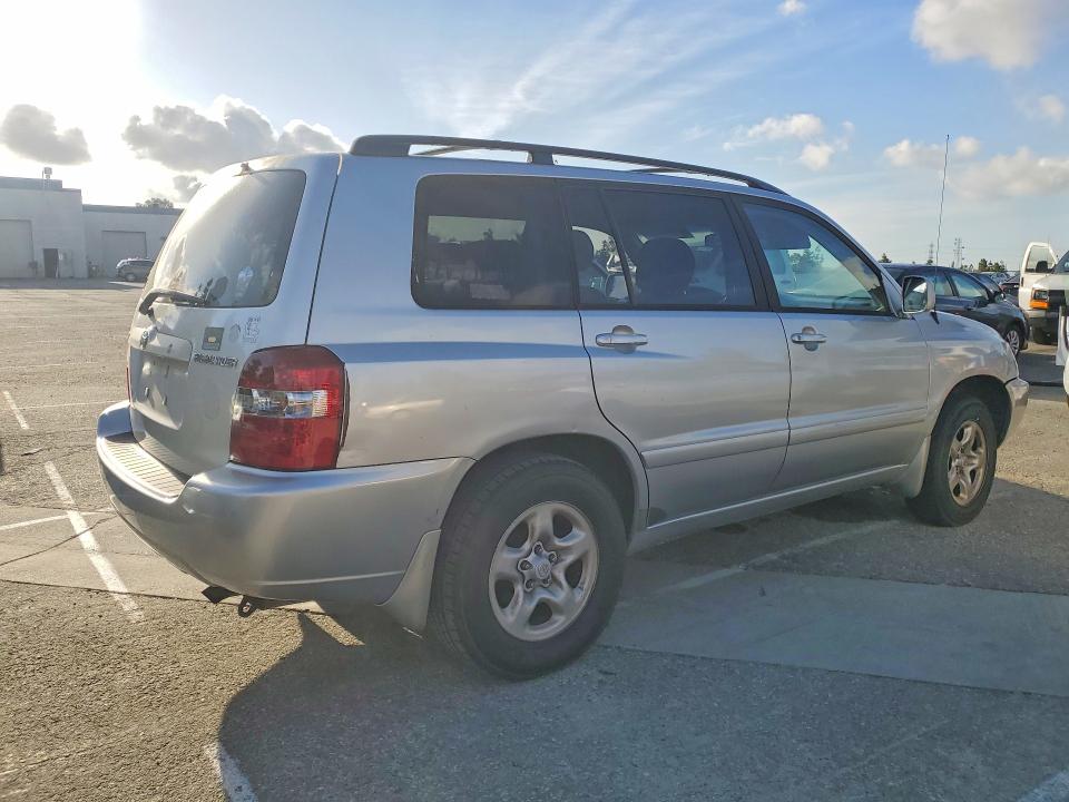 2004 Toyota Highlander VIN JTEDD21A940099881 COPART salvage auction — MECHANICAL, ID - SALVAGE CERTIFICATE OF TITLE, sold $500 on 2026-07-14 (photo 3)