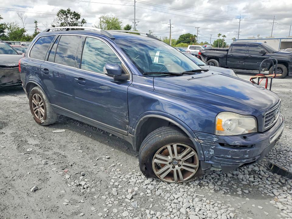 2012 Volvo VIN YV4952CZXC1609977 COPART salvage auction — FRONT END, Salvage Title, sold $350 on 2026-08-04 (photo 4)