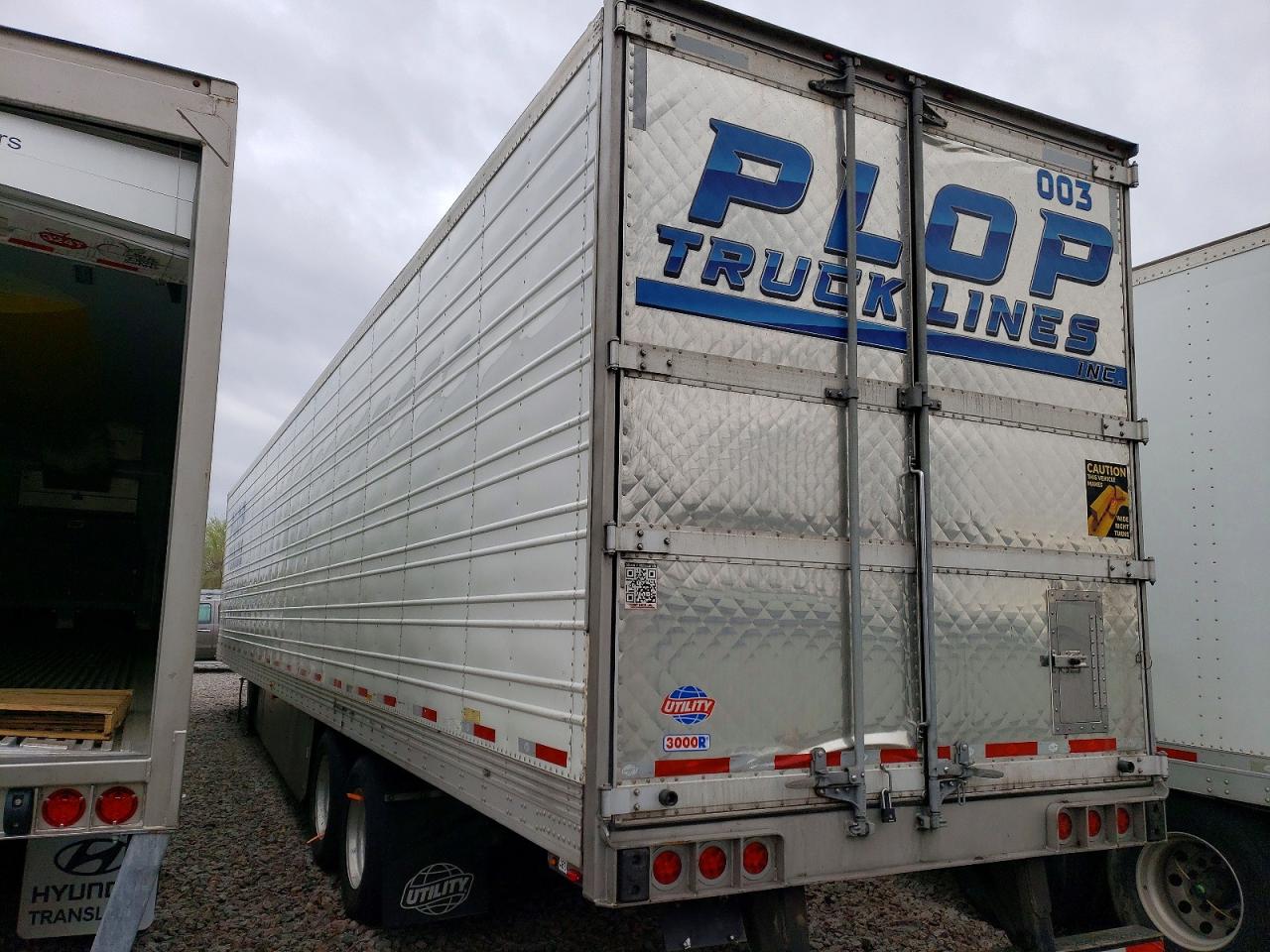 2024 VIN 3UTVS2536R8143818 COPART salvage auction — Front End, St - Salvage Title, sold $5,400 on 2026-08-29 (photo 4)