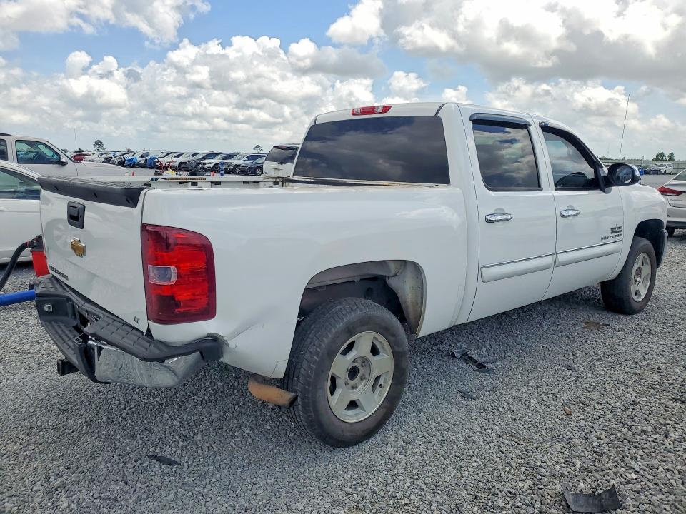 2013 Chevrolet Silverado VIN 3GCPCSE03DG307349 COPART salvage auction — REAR END, Tx - Salvage Vehicle Title, sold $2,500 on 2026-07-06 (photo 3)